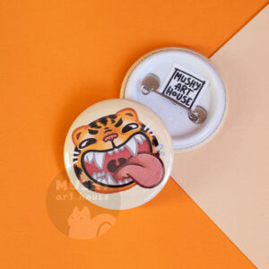 Alternative view of Tiger Pin Button